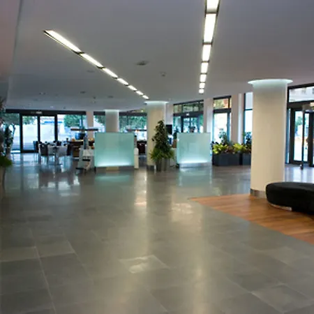 Occidental Отель 4*