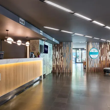 Occidental Hotel 4*